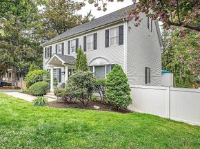 396 Dedham St, Newton MA 02459