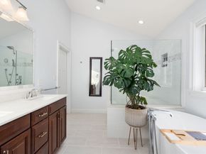 41 Sunset Ave 41, Norwood MA 02062