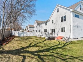 41 Sunset Ave 41, Norwood MA 02062
