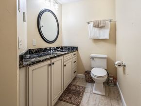 8 Montvale, Worcester MA 01609