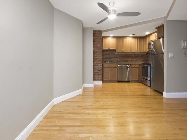 95 Gainsborough St 7, Boston MA 02115