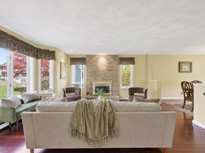 43 Hampshire Road, Peabody MA 01960