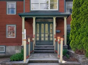8 Hawthorne St, Watertown MA 02472