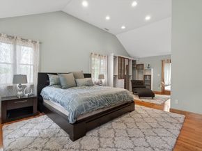 8 Hawthorne St, Watertown MA 02472
