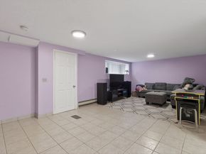 8 Hawthorne St, Watertown MA 02472