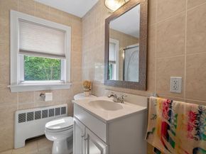 8 Hawthorne St, Watertown MA 02472