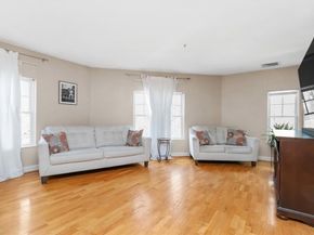 501 Commerce Dr 2204, Braintree MA 02184