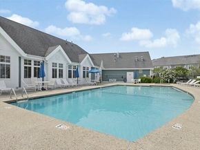 501 Commerce Dr 2204, Braintree MA 02184