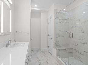 10 Deerpath Lane 10, Reading MA 01867
