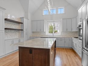 10 Deerpath Lane 10, Reading MA 01867