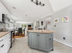 18 Cedarledge Vlg 18, Cohasset MA 02025