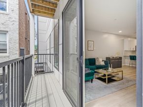 157 Chestnut St 203, Chelsea MA 02150