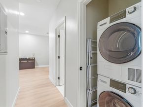157 Chestnut St 203, Chelsea MA 02150