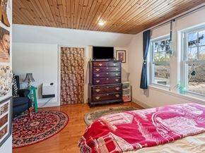 1066 Pleasant Street, Worcester MA 01602