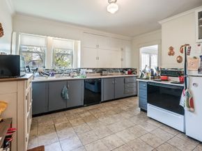 1066 Pleasant Street, Worcester MA 01602