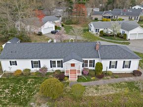 6802 Oak Point Drive, Middleboro MA 02346