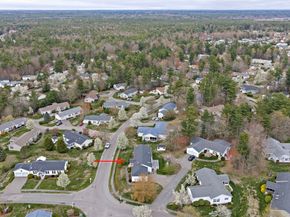 6802 Oak Point Drive, Middleboro MA 02346