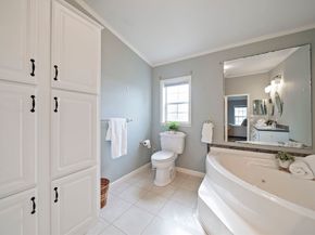 6802 Oak Point Drive, Middleboro MA 02346