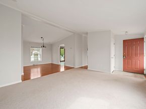 6802 Oak Point Drive, Middleboro MA 02346