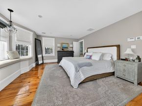 29 Pleasant St, Hingham MA 02043
