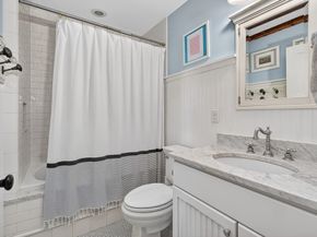 29 Pleasant St, Hingham MA 02043
