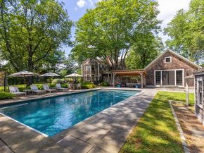 29 Pleasant St, Hingham MA 02043
