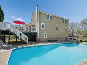 25 Elm Ct, Millbury MA 01527