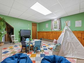 25 Elm Ct, Millbury MA 01527