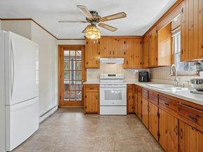 25 Elm Ct, Millbury MA 01527