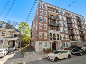 28 Quint Ave 32, Boston MA 02134