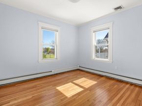 16-18 Walnut St, Belmont MA 02478