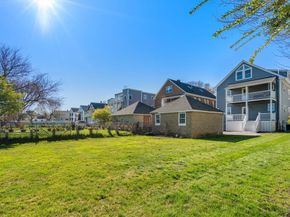 16-18 Walnut St, Belmont MA 02478