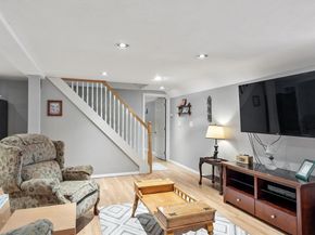 8 Burtenmare Circle, Paxton MA 01612