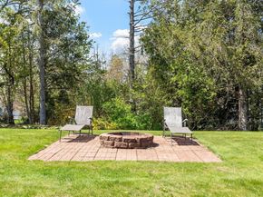 8 Burtenmare Circle, Paxton MA 01612