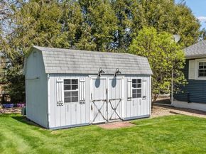 8 Burtenmare Circle, Paxton MA 01612