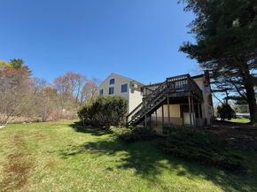 22 Leonard Rd, Framingham MA 01701