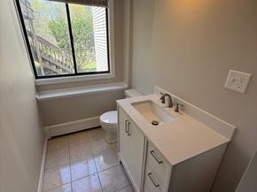 22 Leonard Rd, Framingham MA 01701