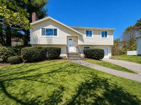 22 Leonard Rd, Framingham MA 01701