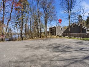 299 Clark Road Ext, Sturbridge MA 01518