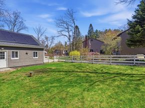 299 Clark Road Ext, Sturbridge MA 01518