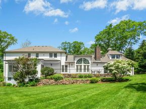 11 Scotch Pine Cir, Wellesley MA 02481