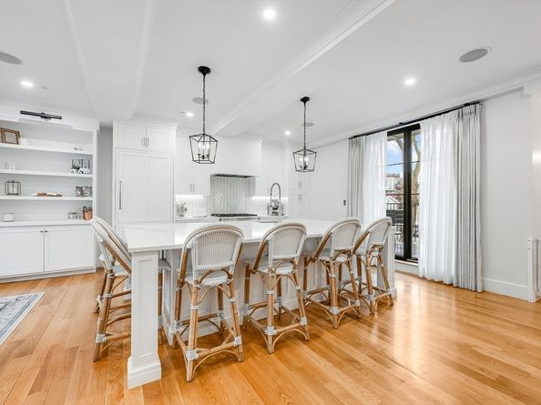 799 E 3rd St 2, Boston MA 02127
