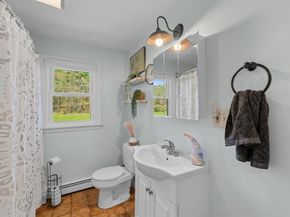 256 Bolton Rd, Lancaster MA 01523