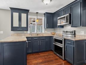 15 Bullard St, Holliston MA 01746