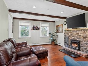 15 Bullard St, Holliston MA 01746