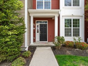 57 Townsend Blvd 57, Westborough MA 01581