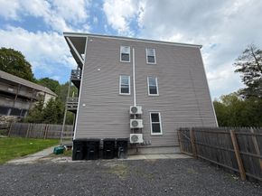 35 North St, Worcester MA 01605