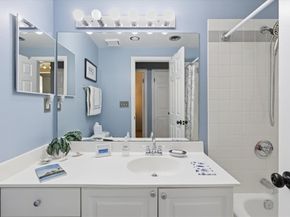 65 Glen Rd H1, Brookline MA 02445