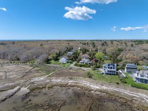 12 Noyes Ave, Mattapoisett MA 02739