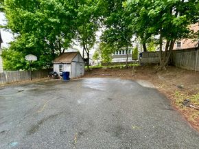 3 Gloucester Rd, Worcester MA 01607